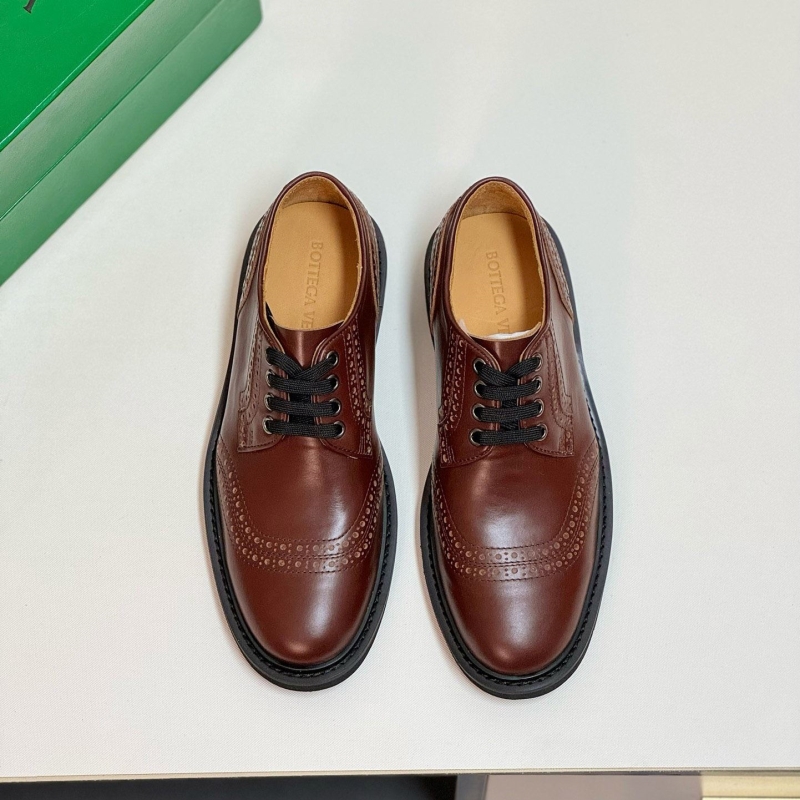 bo*te*ga Ve*ne*ta leather shoes